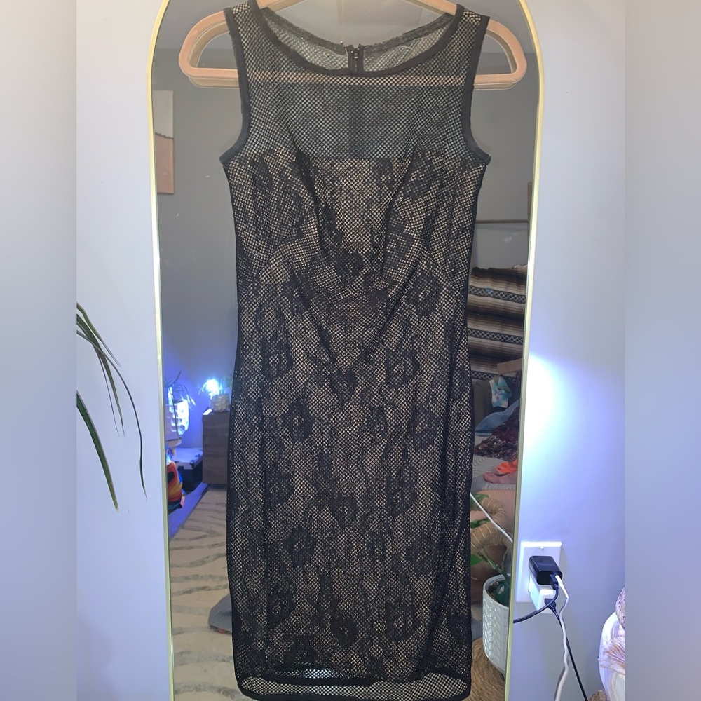 Tadashi Shoji Black Sleeveless Lace Dress